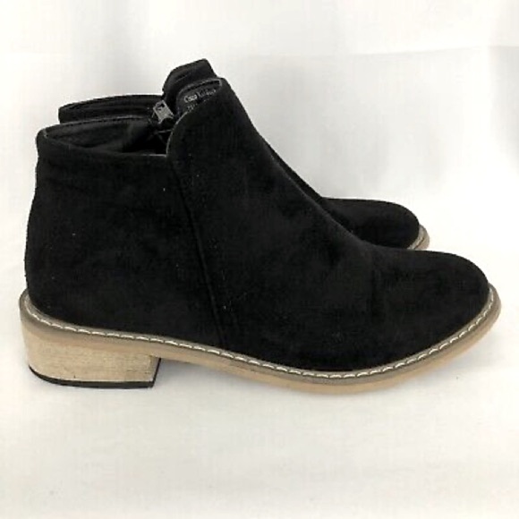 SEVEN 7 ~Womens Black Vegan Suede Booti Ankle Boots Side Zip Size 9 - Picture 9 of 14